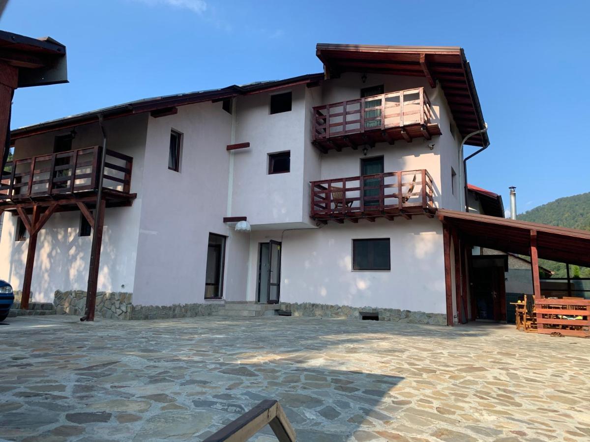 Hotel La Mariuca Bicaz Exterior foto